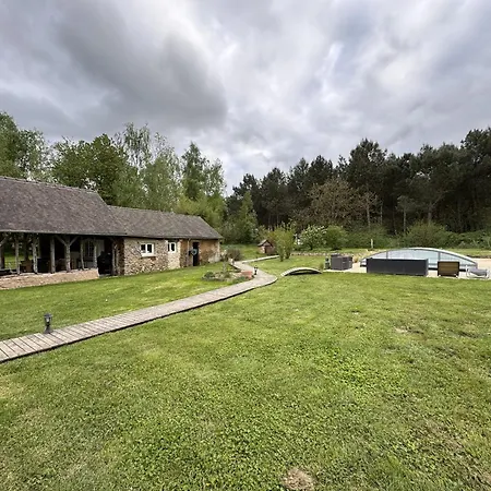 Dom wakacyjny La Parenthese Verte - 8pers - Piscine - Reve Au Mans Roeze-sur-Sarthe